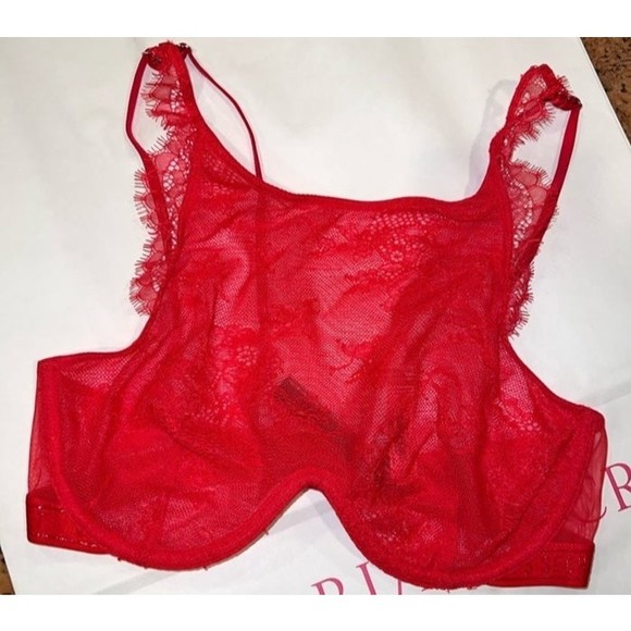 32C•Victoria’s Secret Red lace crochet High Neck Halter Bra - Picture 3 of 8